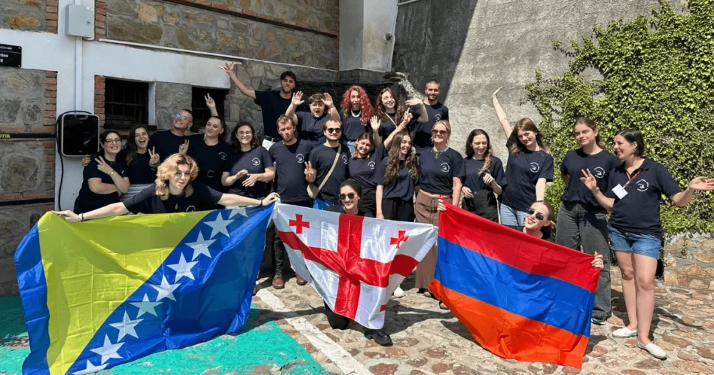 Formation du Réseau Express Jeunes Groupe de jeunes formateurs en macédoine du nord